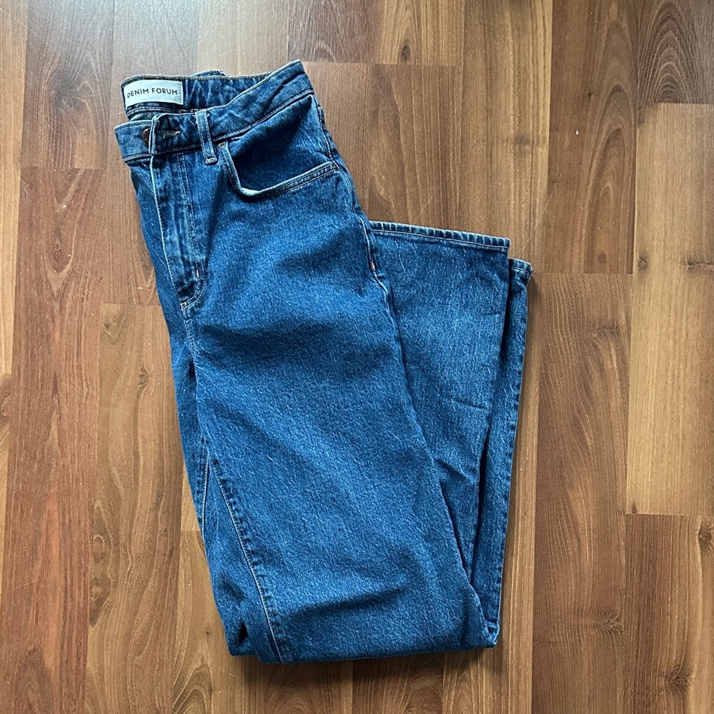 Denim Forum Aritzia Classic Indigo Straight Jeans